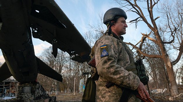 Подготовка атаки на Крым, «Азов» начал отрицать нацизм, запрет партий, на Украине чуть не убили журналистов из Австрии