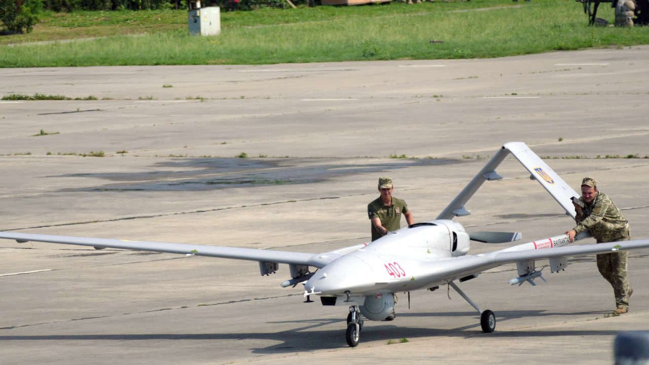 Турция пытается спасти репутацию «Байрактаров», разрушенную во время спецоперации РФ на Украине