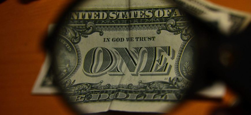 Выстрел в ногу: неосторожный шаг США ударил по доллару