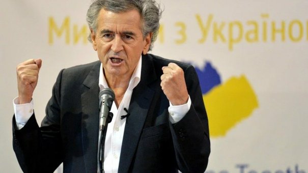 «Стервятник войны» Бернар-Анри Леви снова на Украине