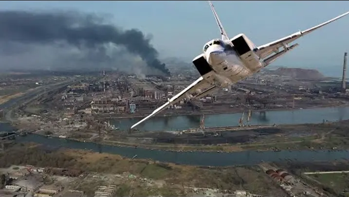 Срок действия ультиматума истек: неонацистов на «Азовстали» начали знакомить с Ту-22М3