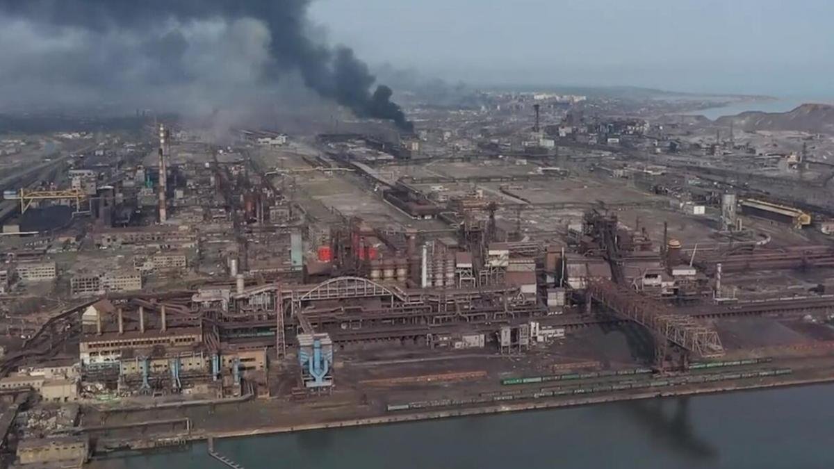 Российский генерал объяснил резонность отмены штурма "Азовстали": "Нарабатывается новая тактика"