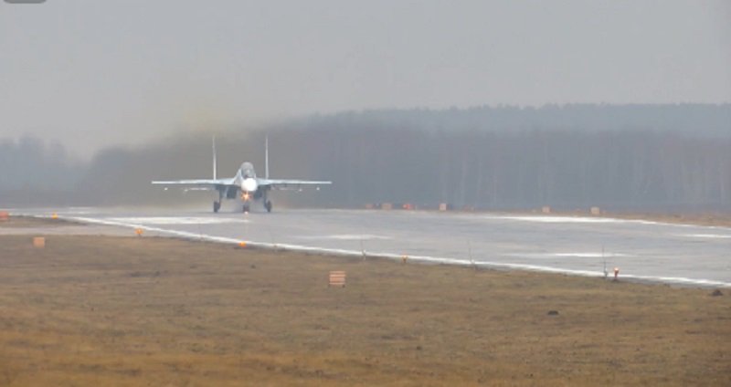 Российские летчики сбили украинский Миг-29 в воздушном бою