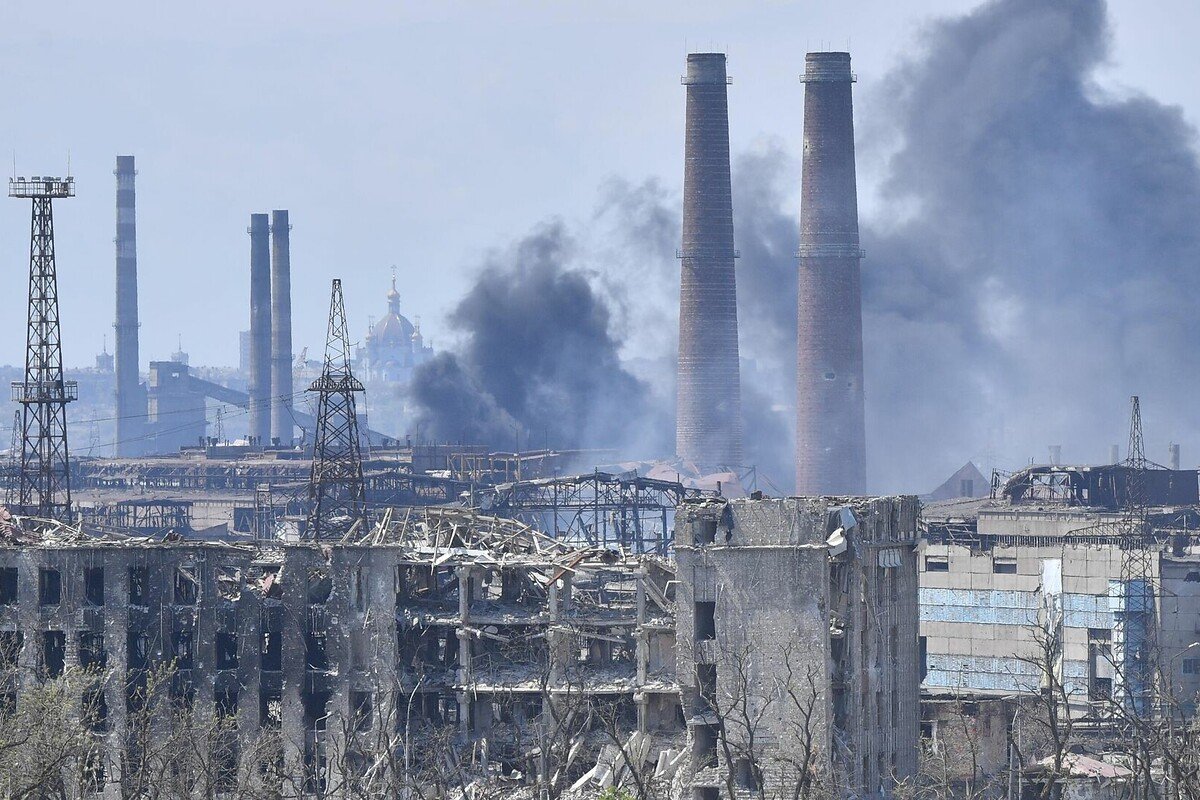 Безысходность на «Азовстали»: удачное попадание ВС РФ заставило боевиков впасть в отчаяние