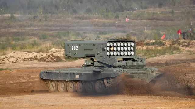 ТОС-1А "Солнцепёк" ведёт огонь по объектам ВСУ в районе Северодонецка