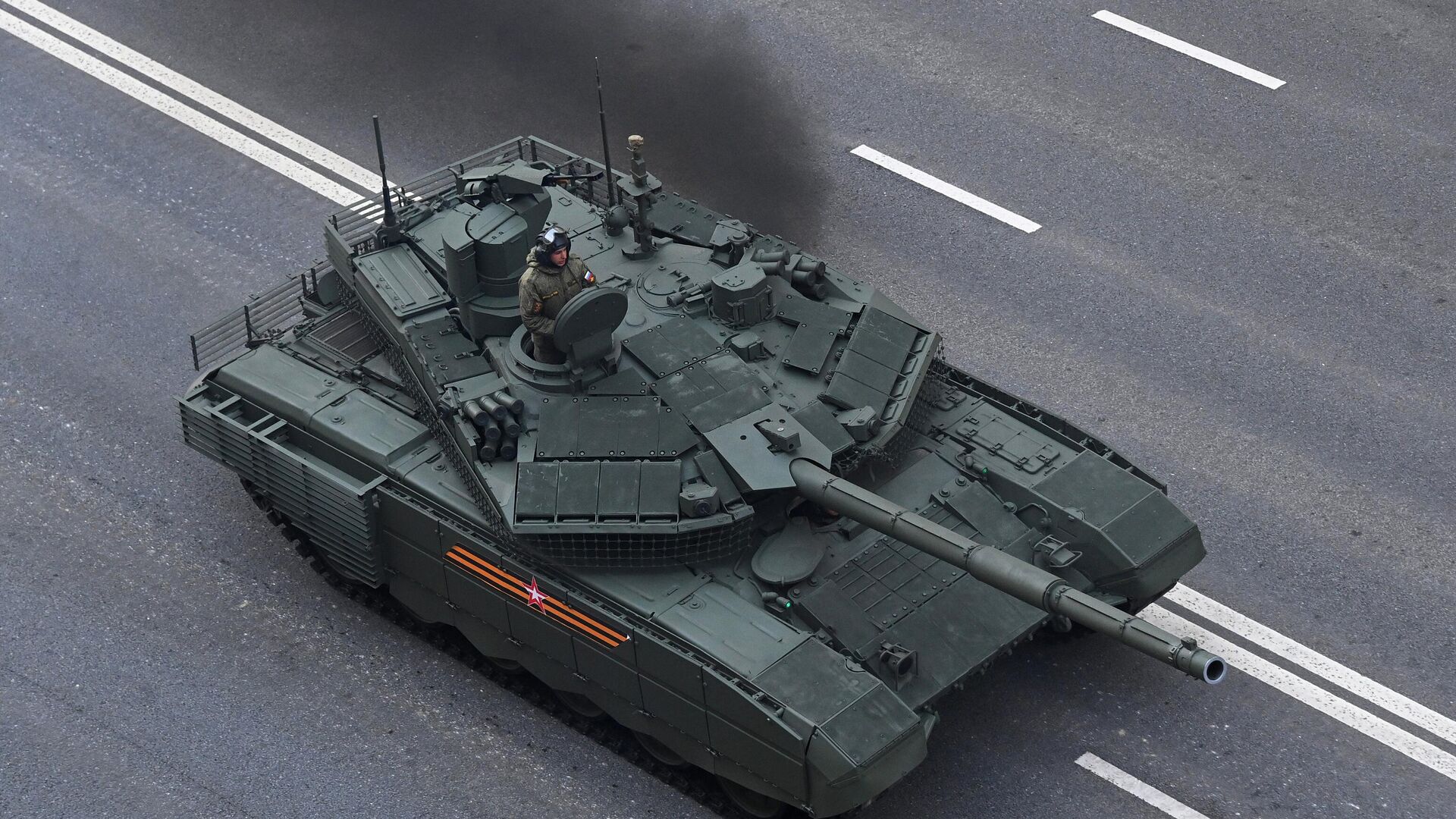 Уралвагонзавод отправил в войска эшелон новейших танков Т-90М