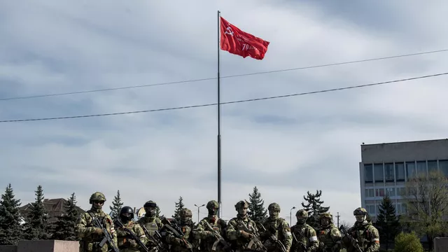 Депутат Госдумы предложил новый государственный флаг России