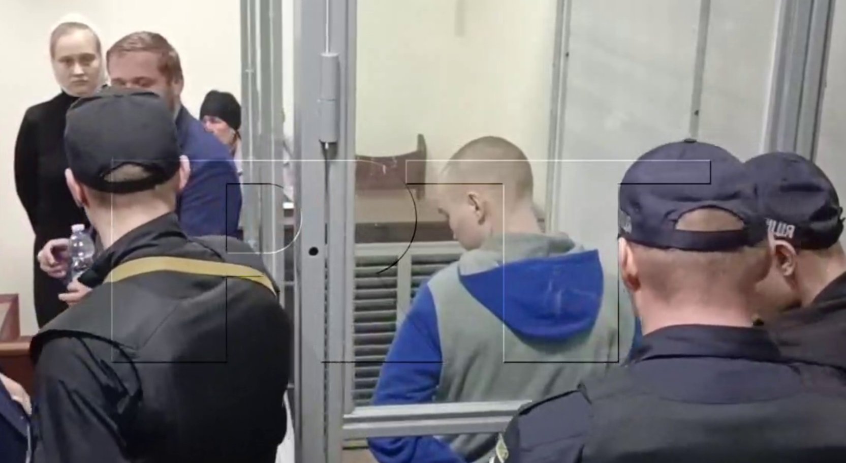 Cуд в Киеве приговорил российского военного к пожизненному заключению