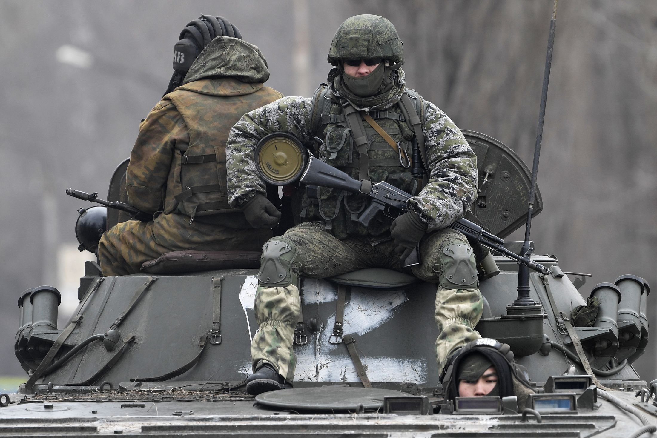 Евсеев: Россия завершает зачистку ЛНР от ВСУ и готовится проучить Польшу и Британию