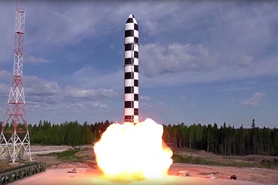 Ракета "Судного дня": Почему США пытаются разгадать секрет российской РС-28 "Сармат"