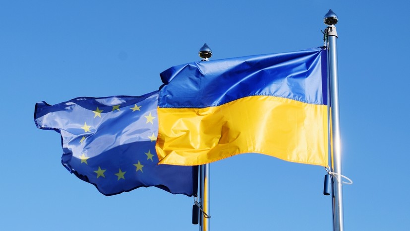 ЕС планирует начать военно-морскую миссию для вывоза зерна с Украины