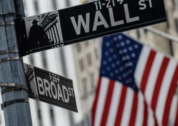 Экономика США оказалась в сортире — будем надеяться, никто не нажмёт на кнопку смыва