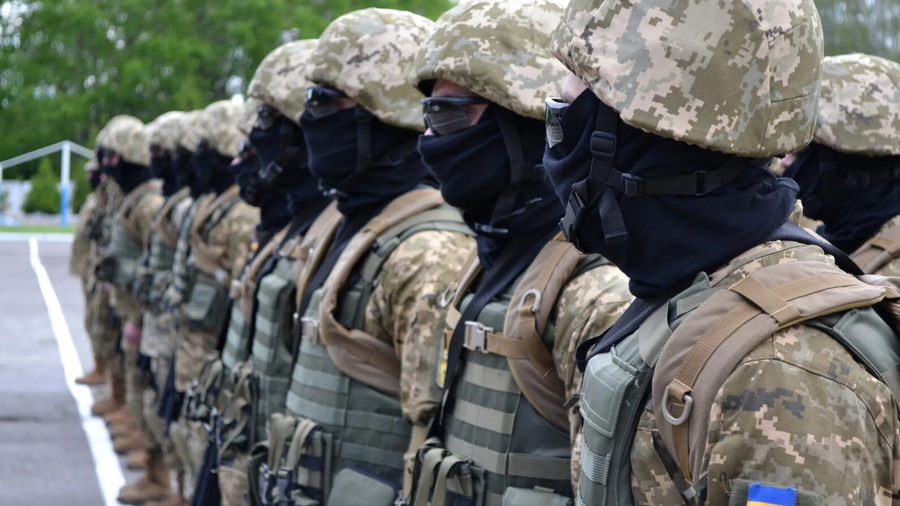 Для чего Киев бросает в Северодонецк самый секретный спецназ Украины
