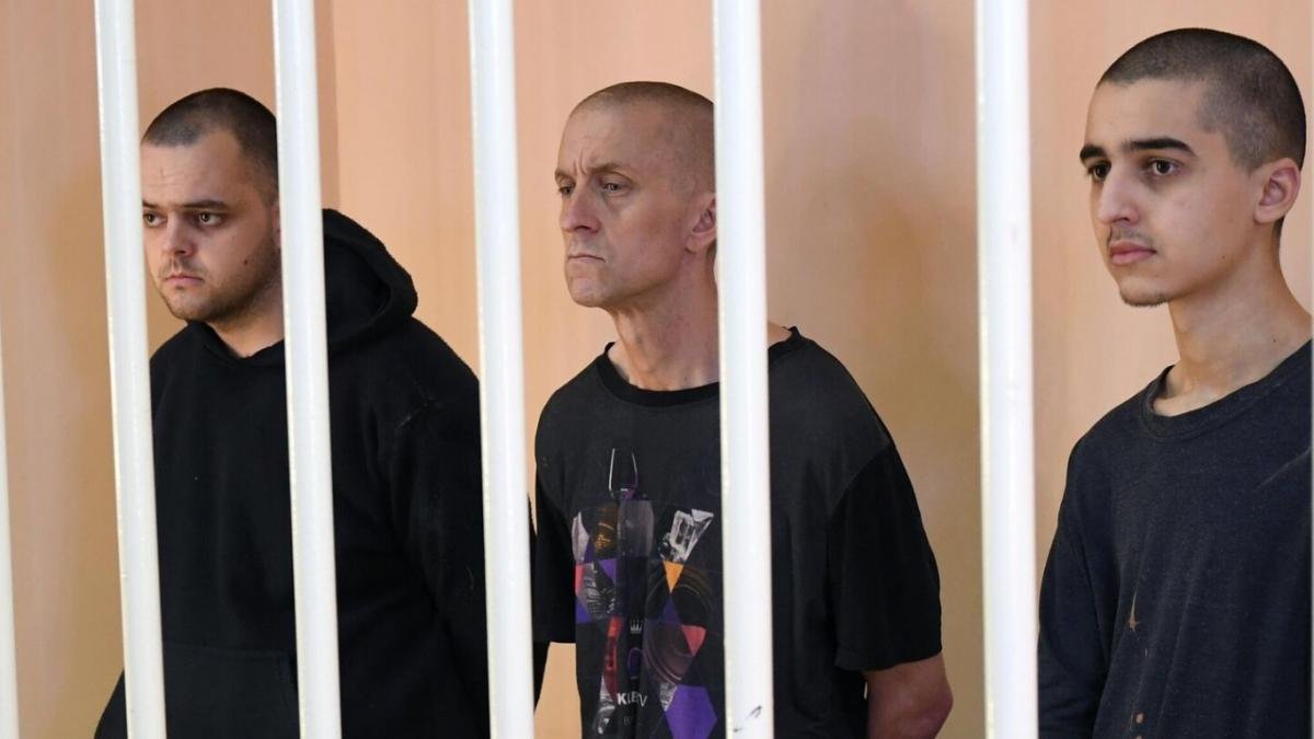 Алехин предложил поступить с приговоренными наемниками так, как не ожидает Запад