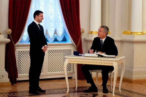 Что, Вова, плохо тебе?