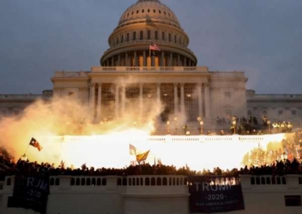 Расследование в Конгрессе США роли Трампа в штурме Капитолия обернулось против демократов
