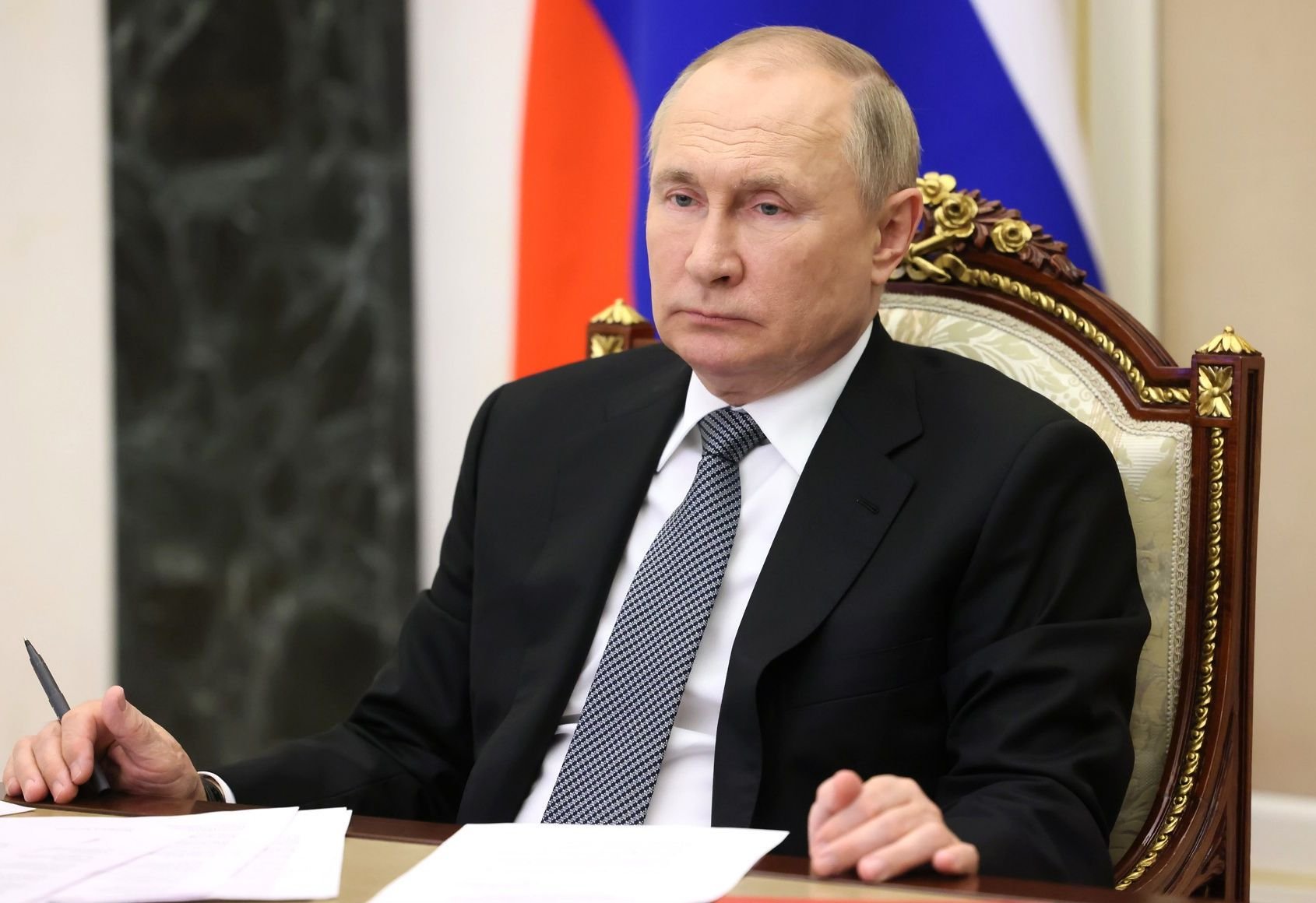 Президент России готовит Западу новую сырьевую ловушку