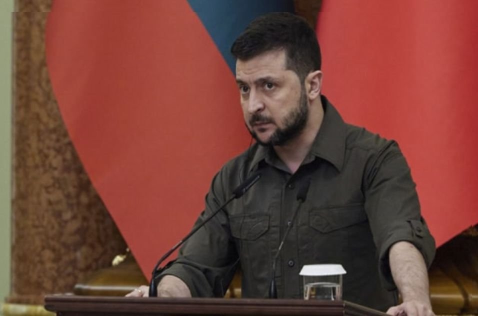 Неудобные вопросы об инциденте в Кременчуге вывели Зеленского на чистую воду