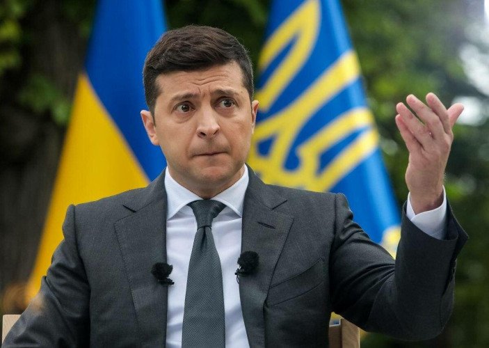 Зеленский готовится к решающему информационному бою