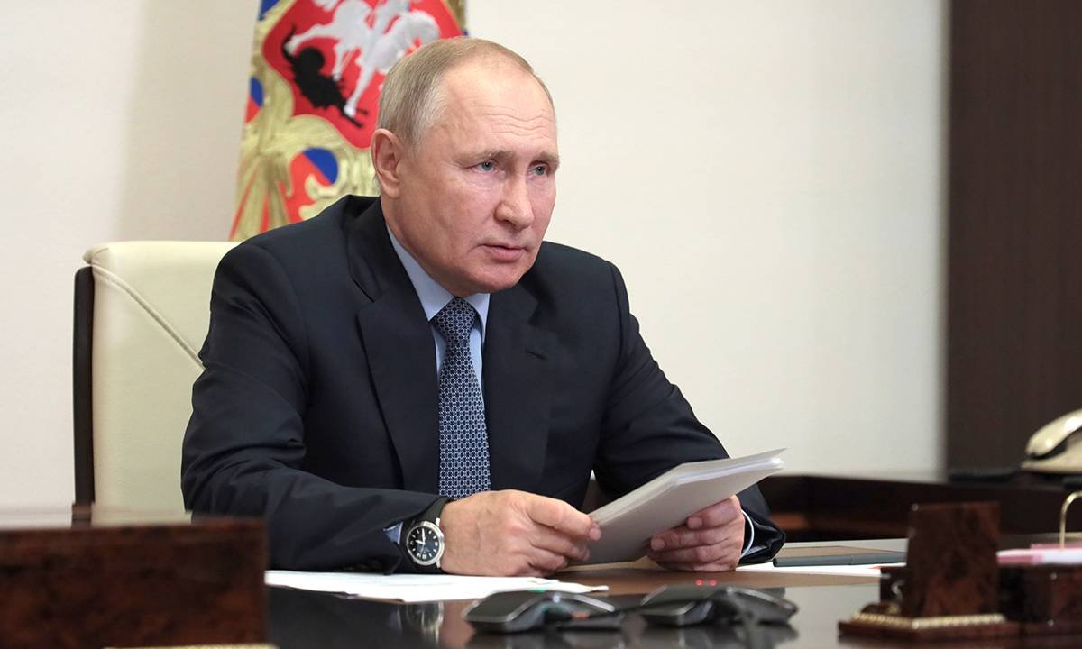 Путин ввел спецмеры в энергетике против недружественных стран
