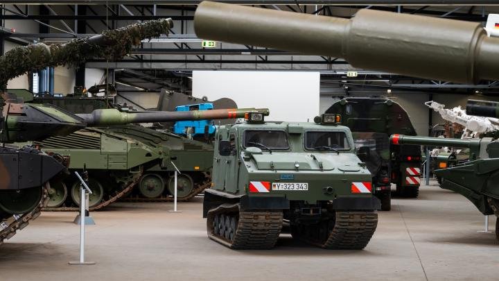 Партнёры США передадут Украине 600 танков и 500 артиллерийских систем – Байден