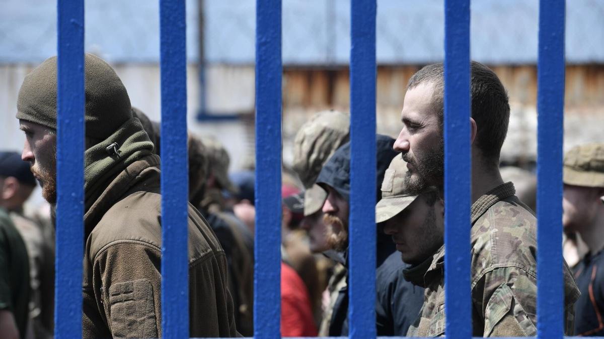 Бывший защитник «Азовстали» раскрыл детали пребывания в русском плену