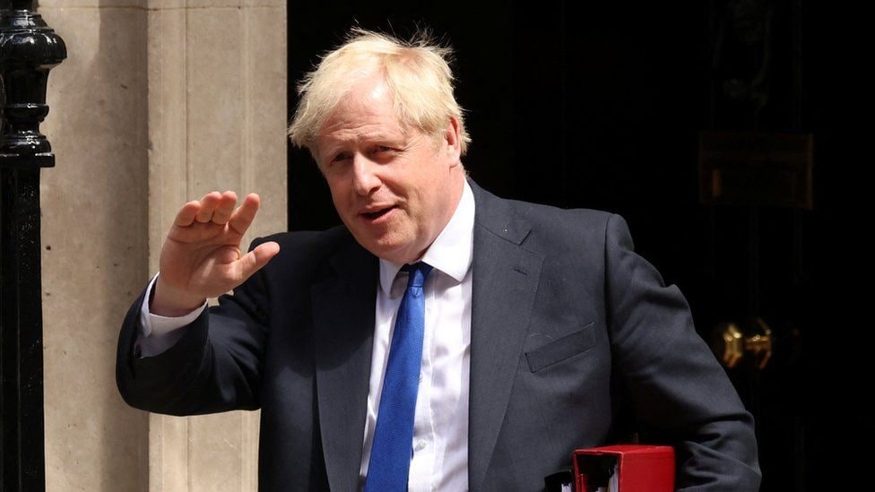 Премьер Британии Борис Джонсон уходит в отставку