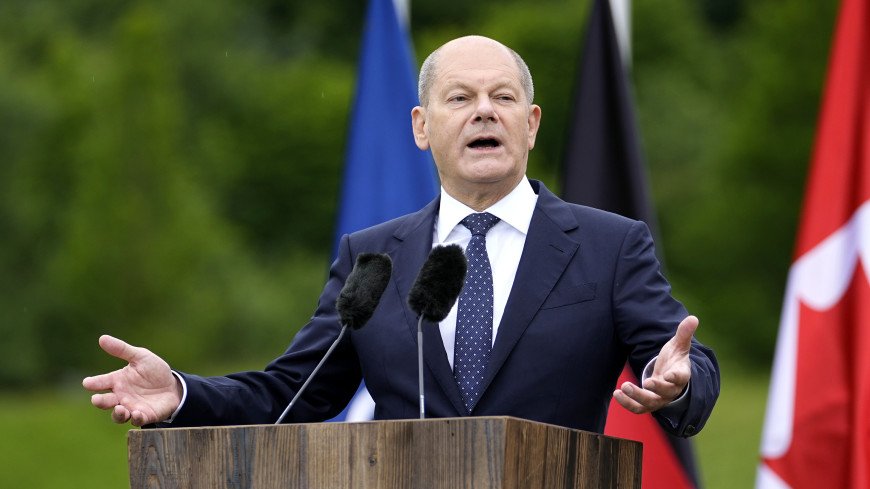 Шольц угодил в скандал с изнасилованием на закрытой вечеринке