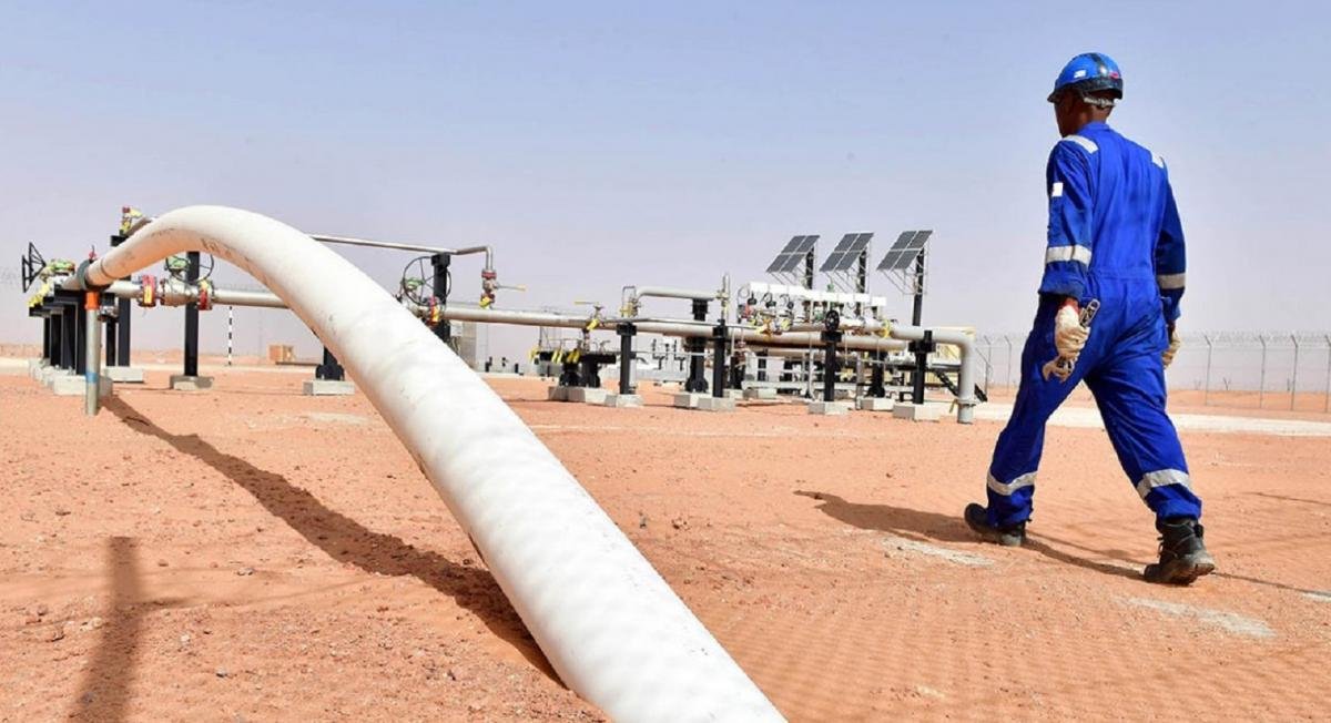 EAD: Алжир наносит ответный удар, Испании придется искать газ