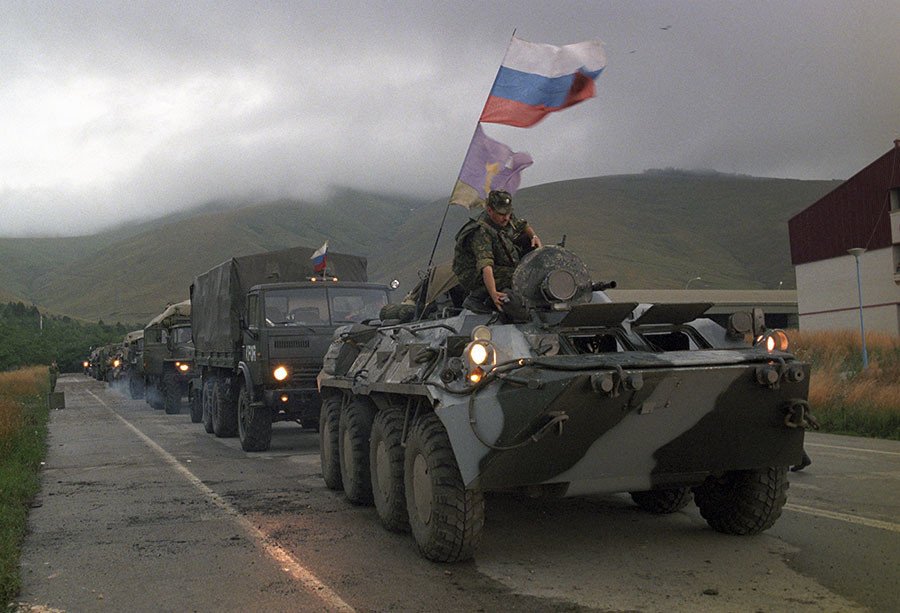 Сатановский: никакая изоляция не помешает России повторить бросок на Приштину