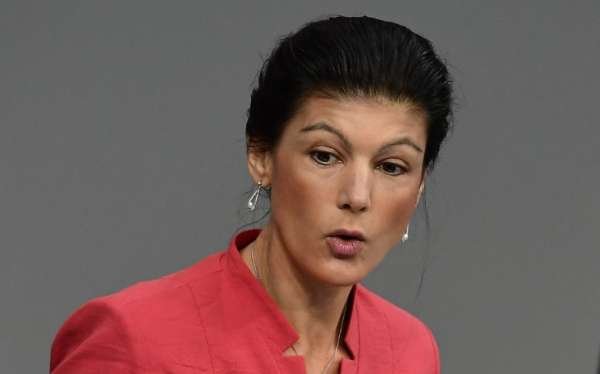 Прибила весь Бундестаг! Сара Вагенкнехт жестко напомнила немцам что может Россия