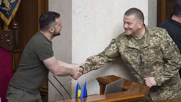 Тайна двух "З". Бенефис Зеленского подходит к концу