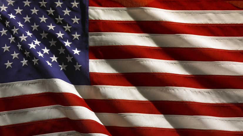 В США заявили, что американцы живут в аду из-за войны Байдена с Россией