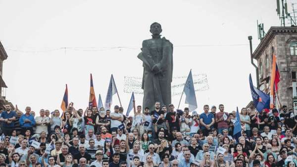 У границ России затевают новую Украину: В игру включились США