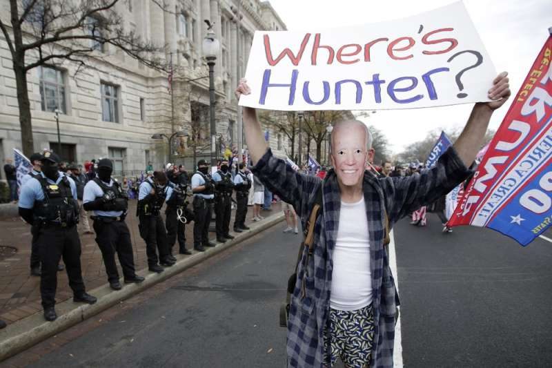 «Ноутбук из ада» выпотрошен. В США опубликован полный отчёт о преступлениях сына Байдена