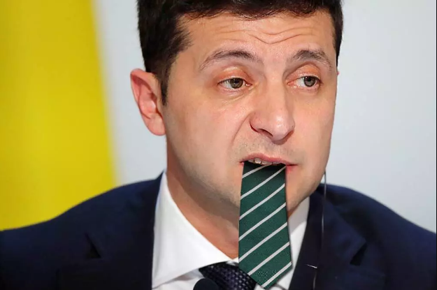 Подход к СВО изменился: Зеленскому стало совсем не смешно после предупреждения РФ