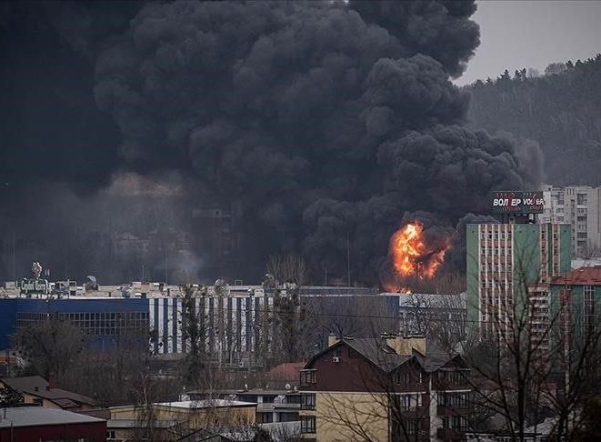 В Киеве, Харькове и Днепропетровске гремят взрывы