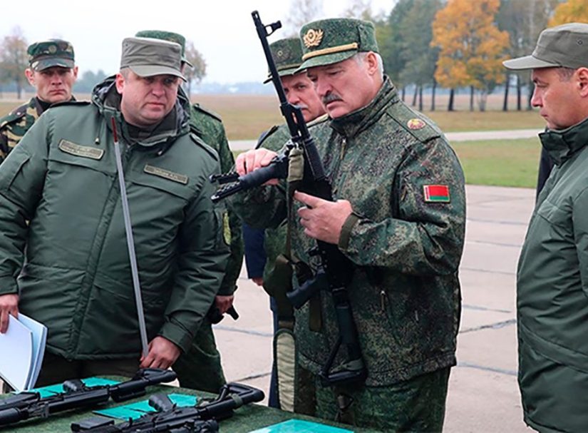 «НАТО не впишется» – Вассерман призвал не разочаровывать украинцев, ожидающих удар из Белоруссии