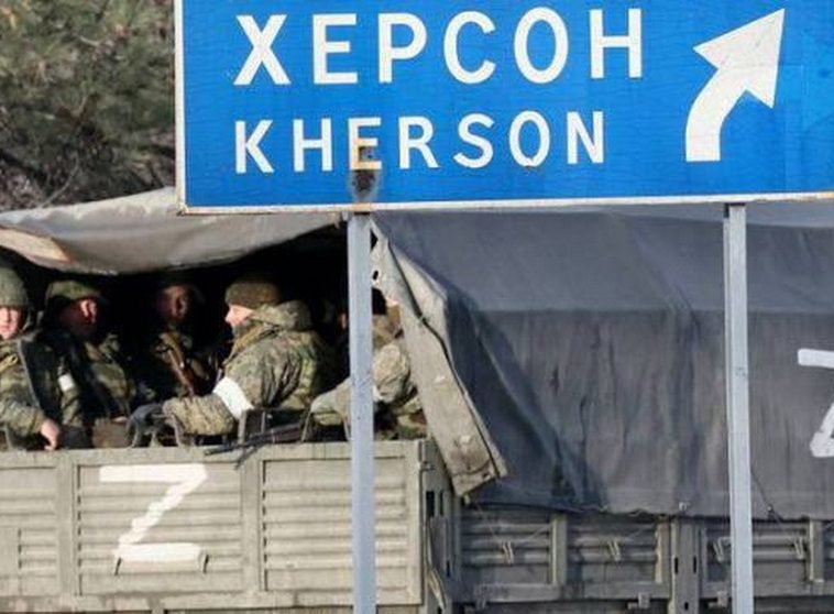 Буданов: Русские готовятся к обороне и не собираются сдавать Херсон