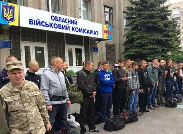 «$1500 – или на фронт» – в Запорожье гонят на передовую только русскоязычных