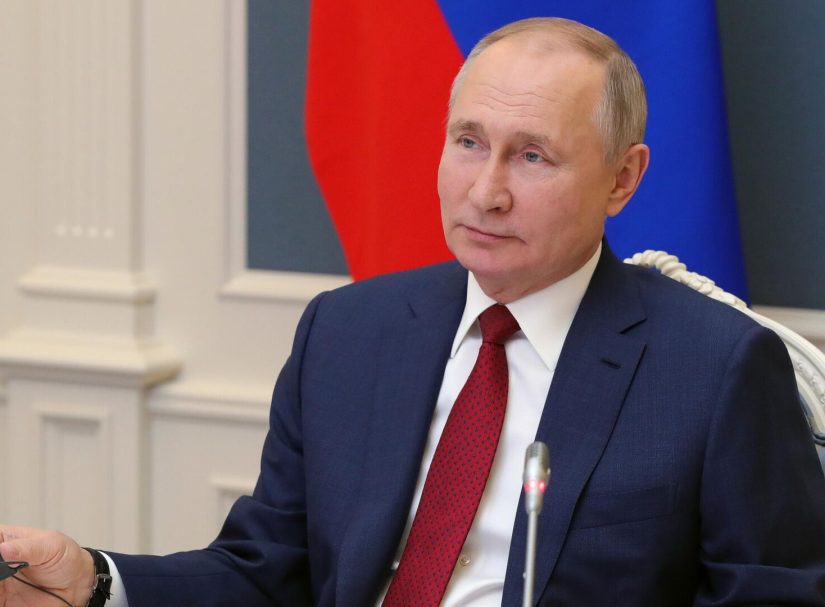 Путин заявил, что столкновение с неонацистами было неизбежно