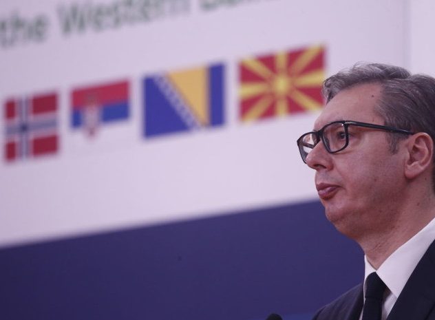 Вучич назвал правильным решение не вводить санкции против России