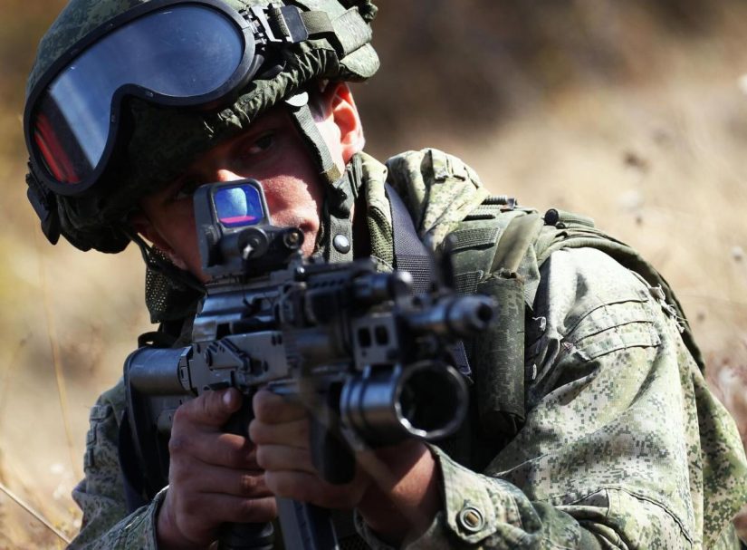 Российские спецназовцы спасли разведчика, считавшегося погибшим под Сватово