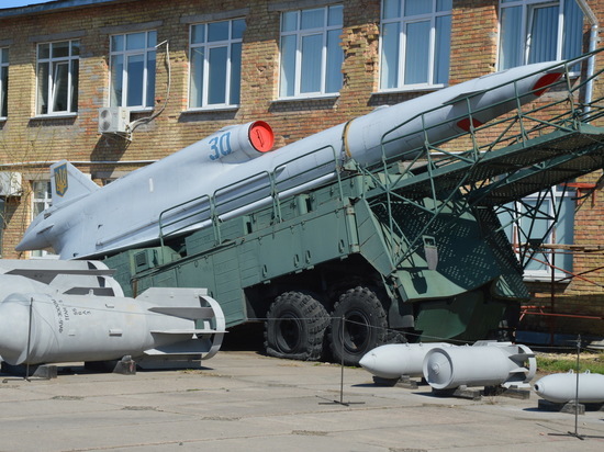 Удар по аэродрому Энгельса нанесен советским БПЛА Ту-141 «Стриж»