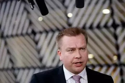 В Финляндии нашли необычный повод отложить вступление в НАТО