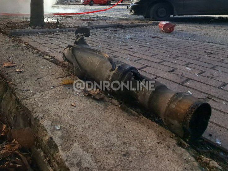 Донецк под огнём, Зеленский безнаказанно фотографируется в Славянске