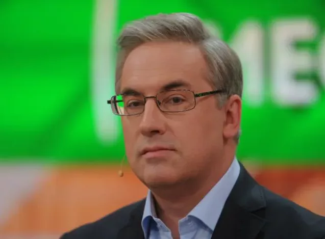 Норкин окунул в унитаз охамевшую украинку Соколовскую на "Месте встречи"