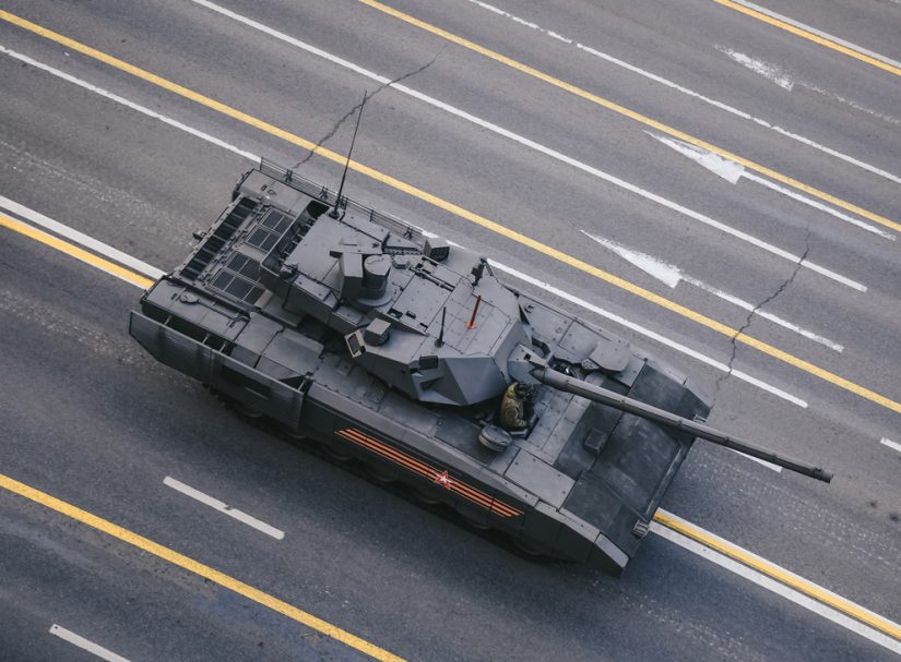 Опубликованы кадры танков Т-14 «Армата» в зоне СВО