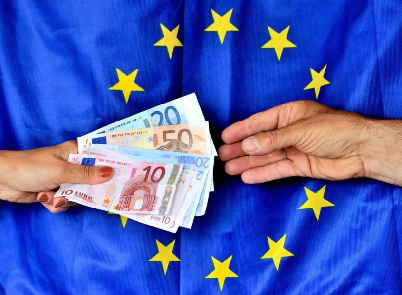 Кулеба: Венгрия берет в заложники Украину