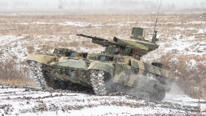 "Стоим прочно и плотно": Командир "Терминатора" сообщил о русском ответе у Сватово